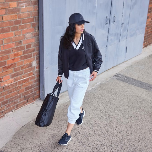 NWT Adidas Retro Varsity V-Neck Cropped Sweater - Picture 5 of 6